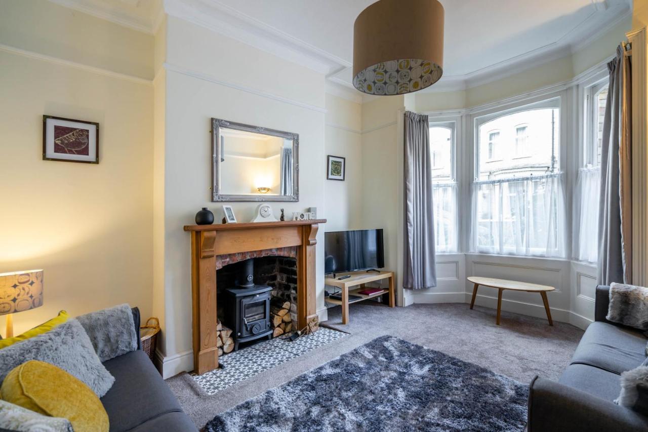 3 Claremont Terrace Apartment *